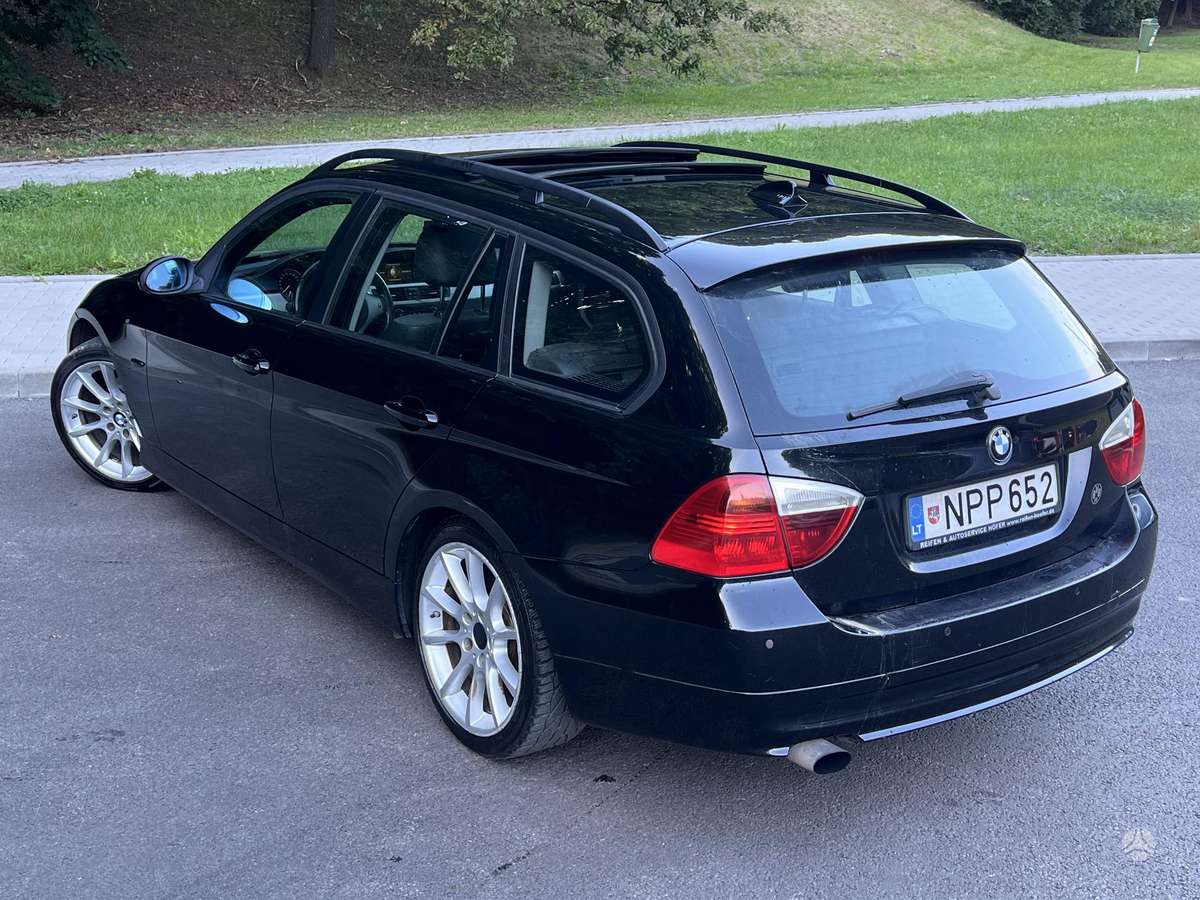 BMW 320, 2.0 l., wagon