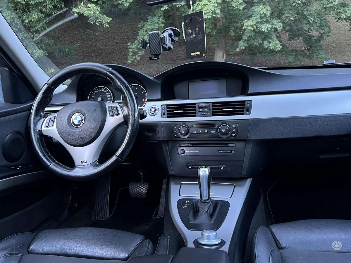 BMW 320, 2.0 l., Универсал