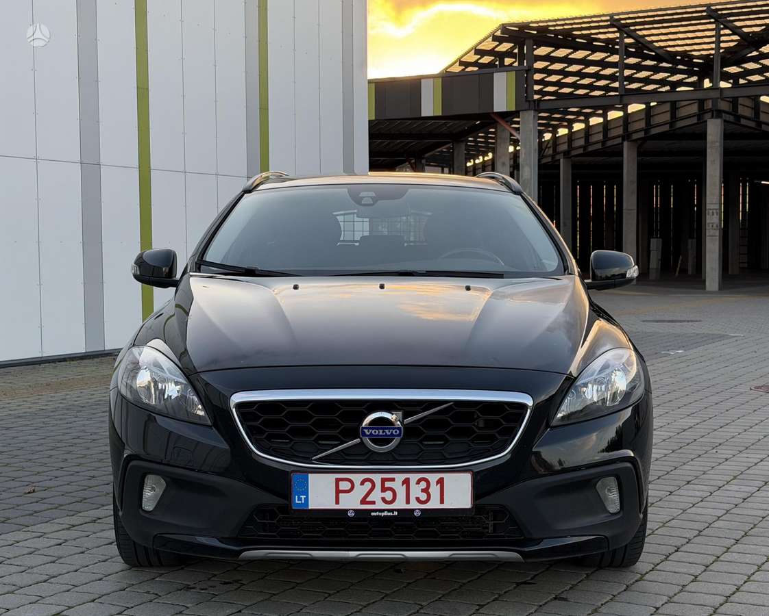 Volvo V40 Cross Country - 2