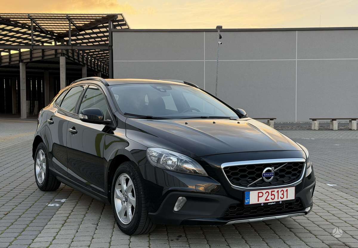 Volvo V40 Cross Country - 7