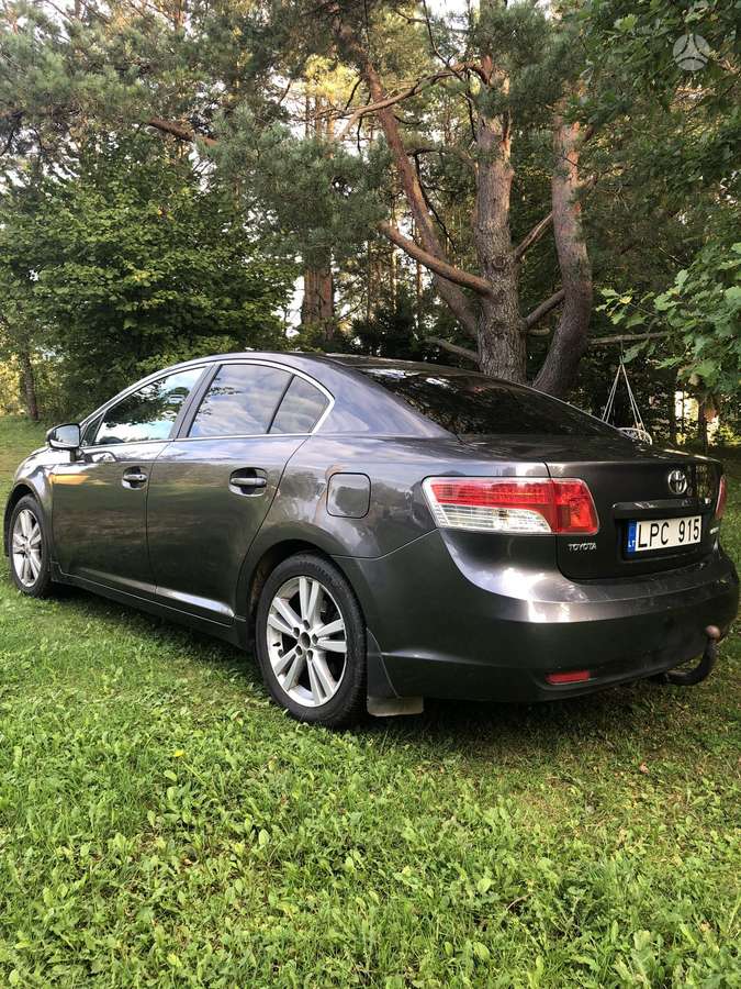 Toyota Avensis - 3