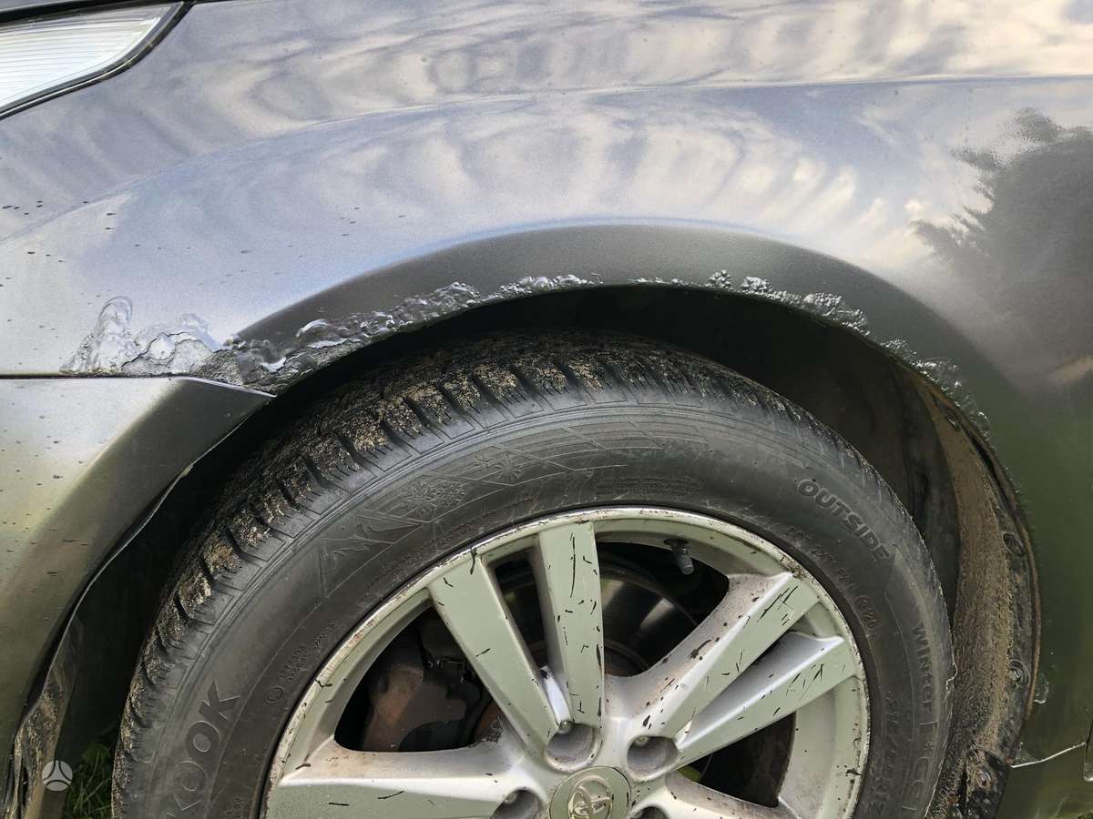 Toyota Avensis - 7