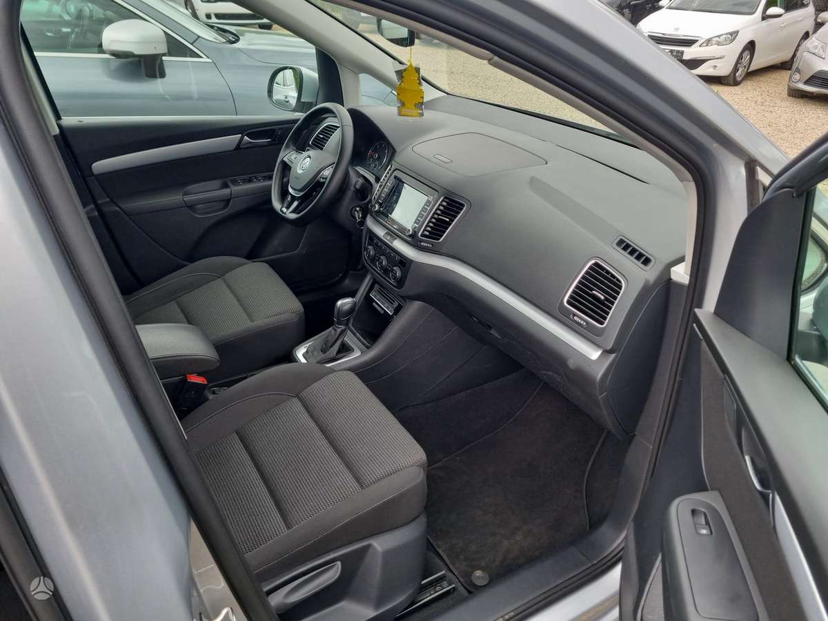 Volkswagen Sharan - 9