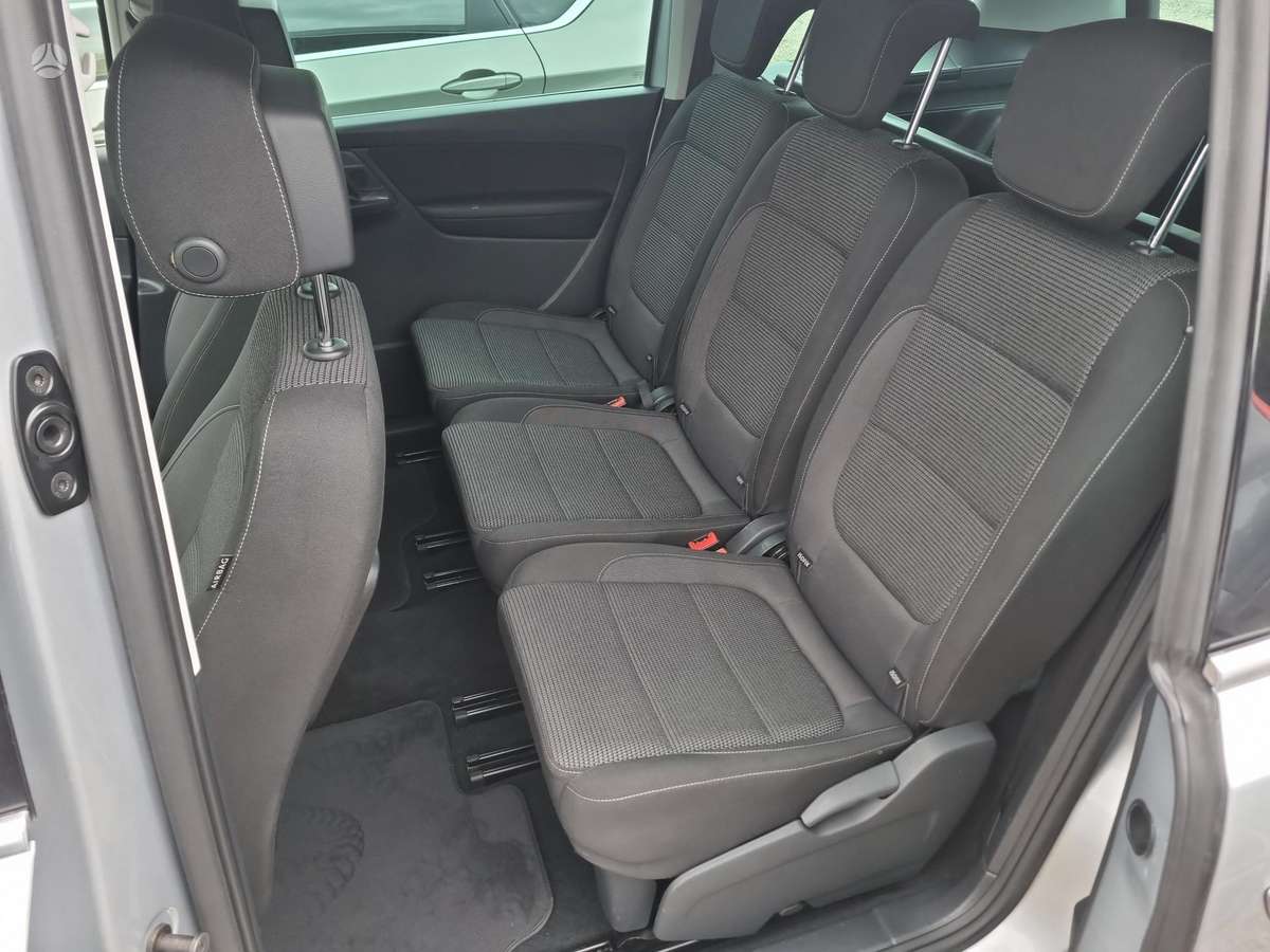 Volkswagen Sharan - 10