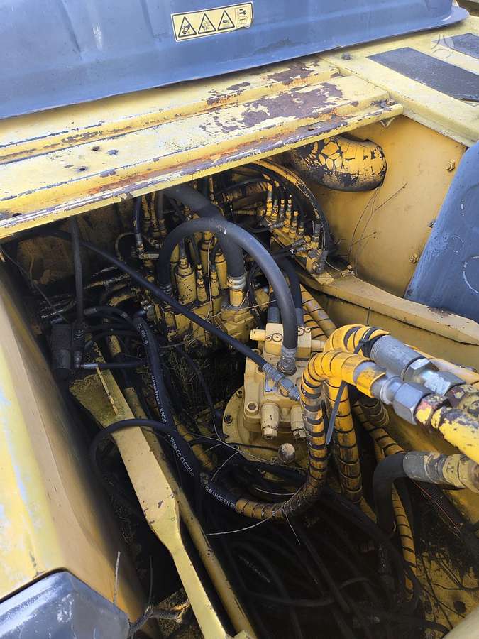 New Holland E215B long reach, excavator
