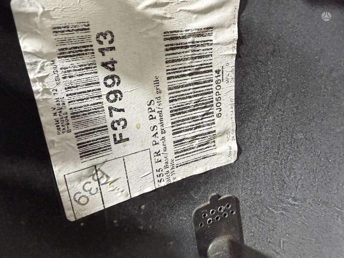 Volvo V40, 31283732