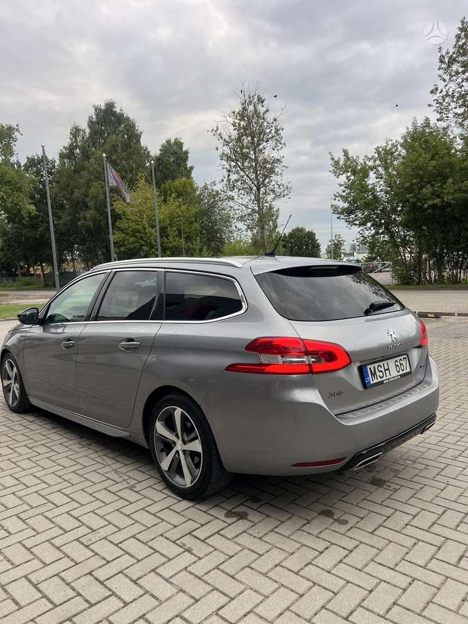 Peugeot 308 - 4