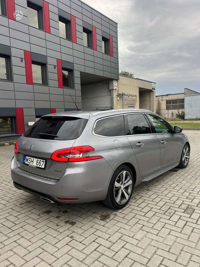 Peugeot 308 - 5