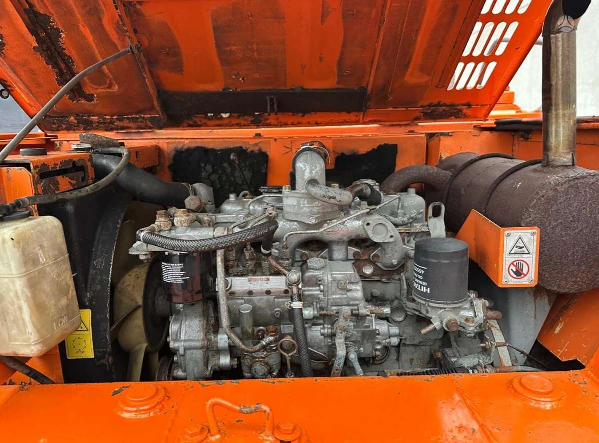 Hitachi ZX70, mini excavator