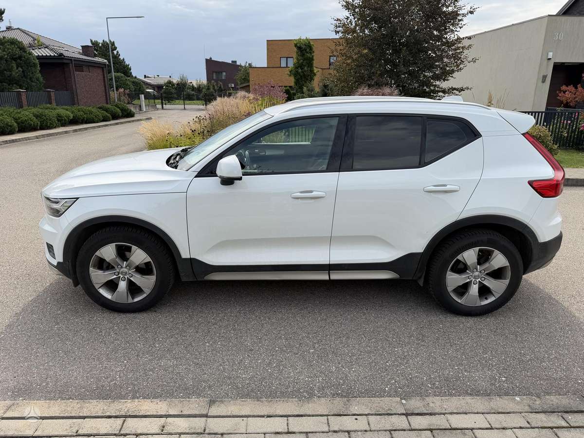 Volvo XC40 - 2