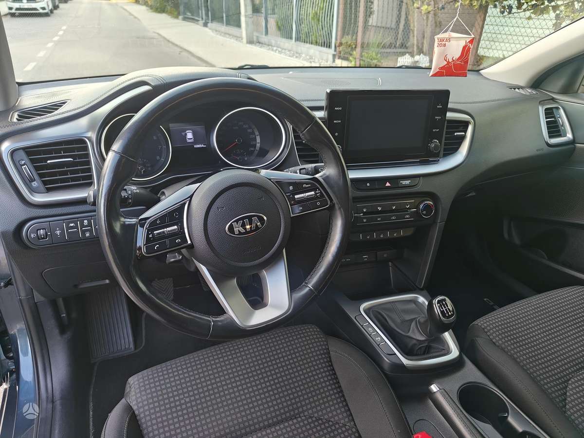 Kia Ceed, 1.4 l., Хэтчбек