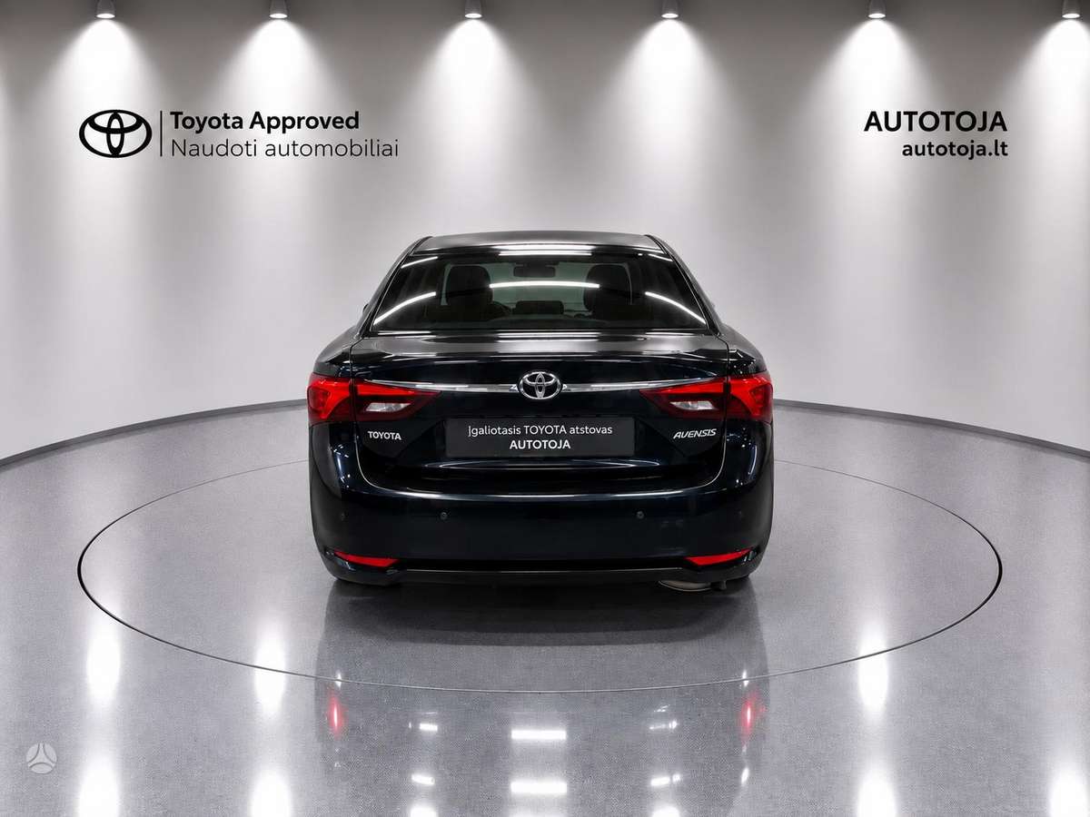 Toyota Avensis - 4