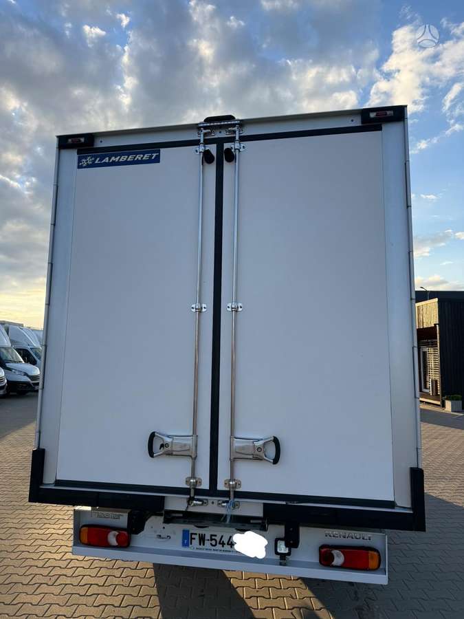 Renault Master, refrigerated trucks