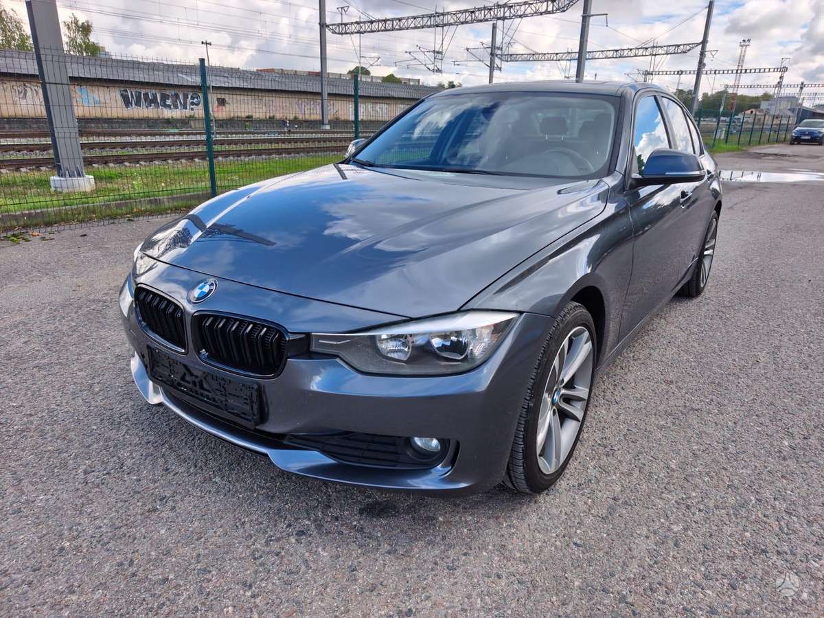 BMW 320, 2.0 l., Седан