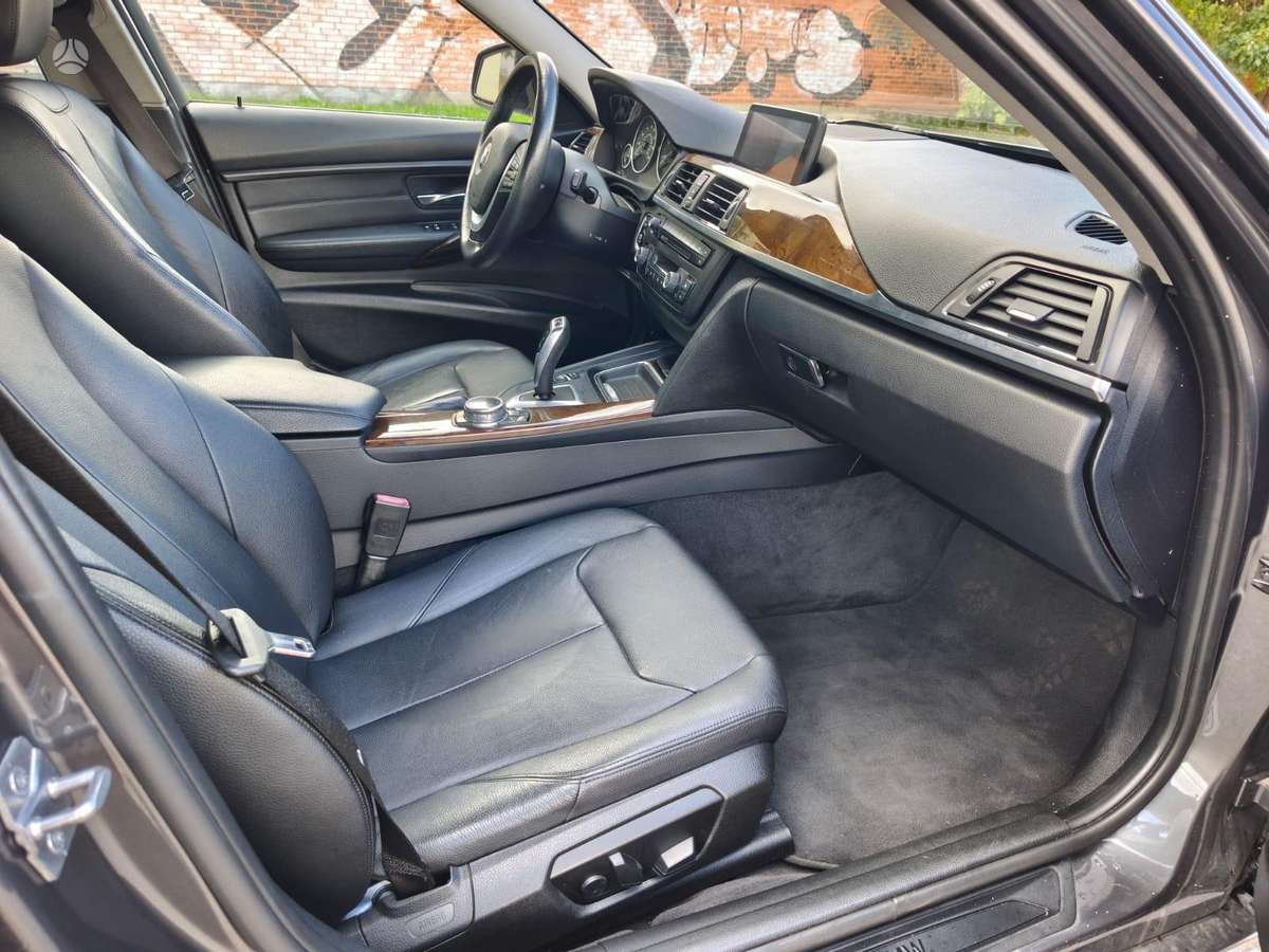 BMW 320, 2.0 l., Седан