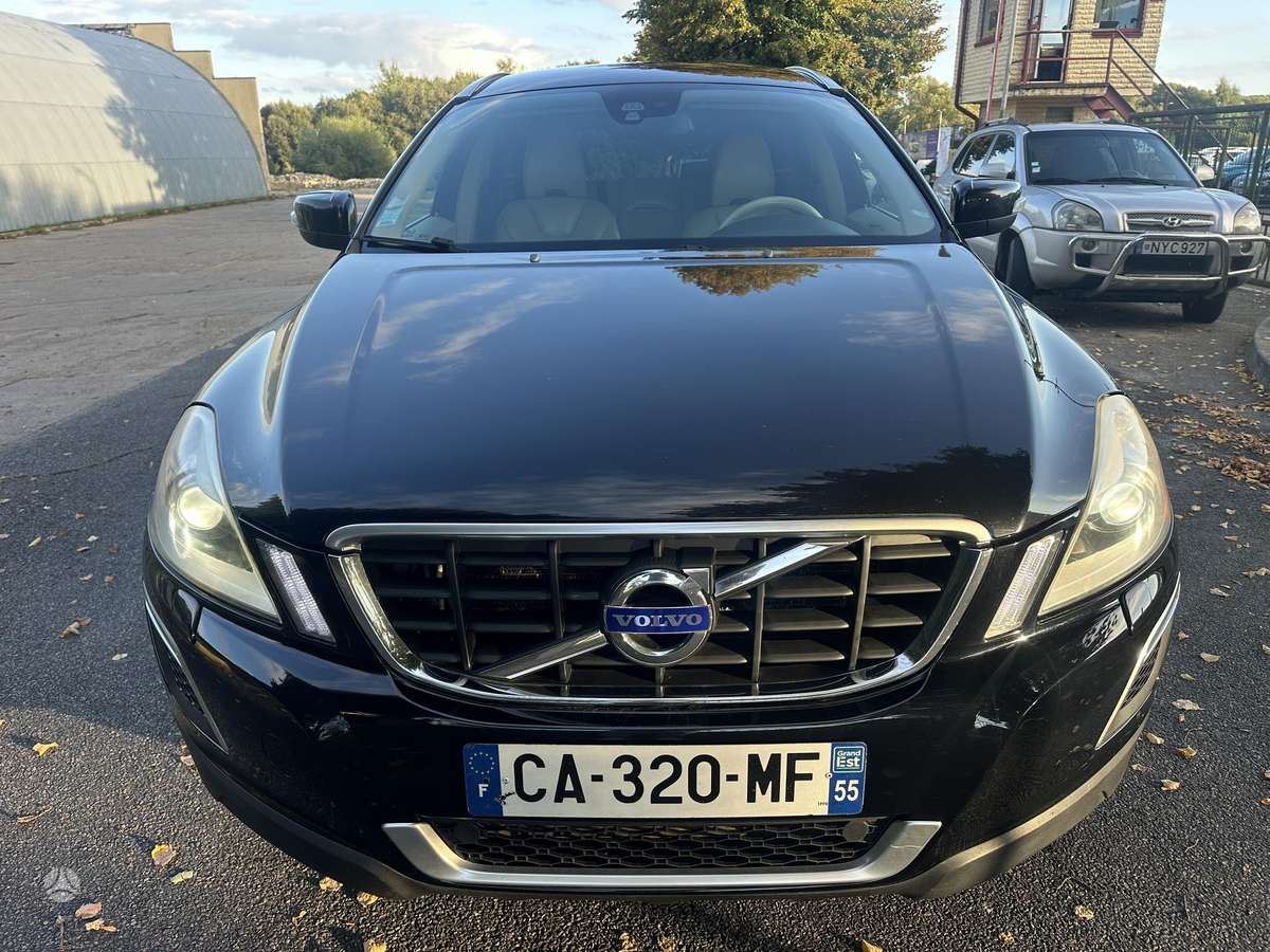 Volvo XC60 - 2