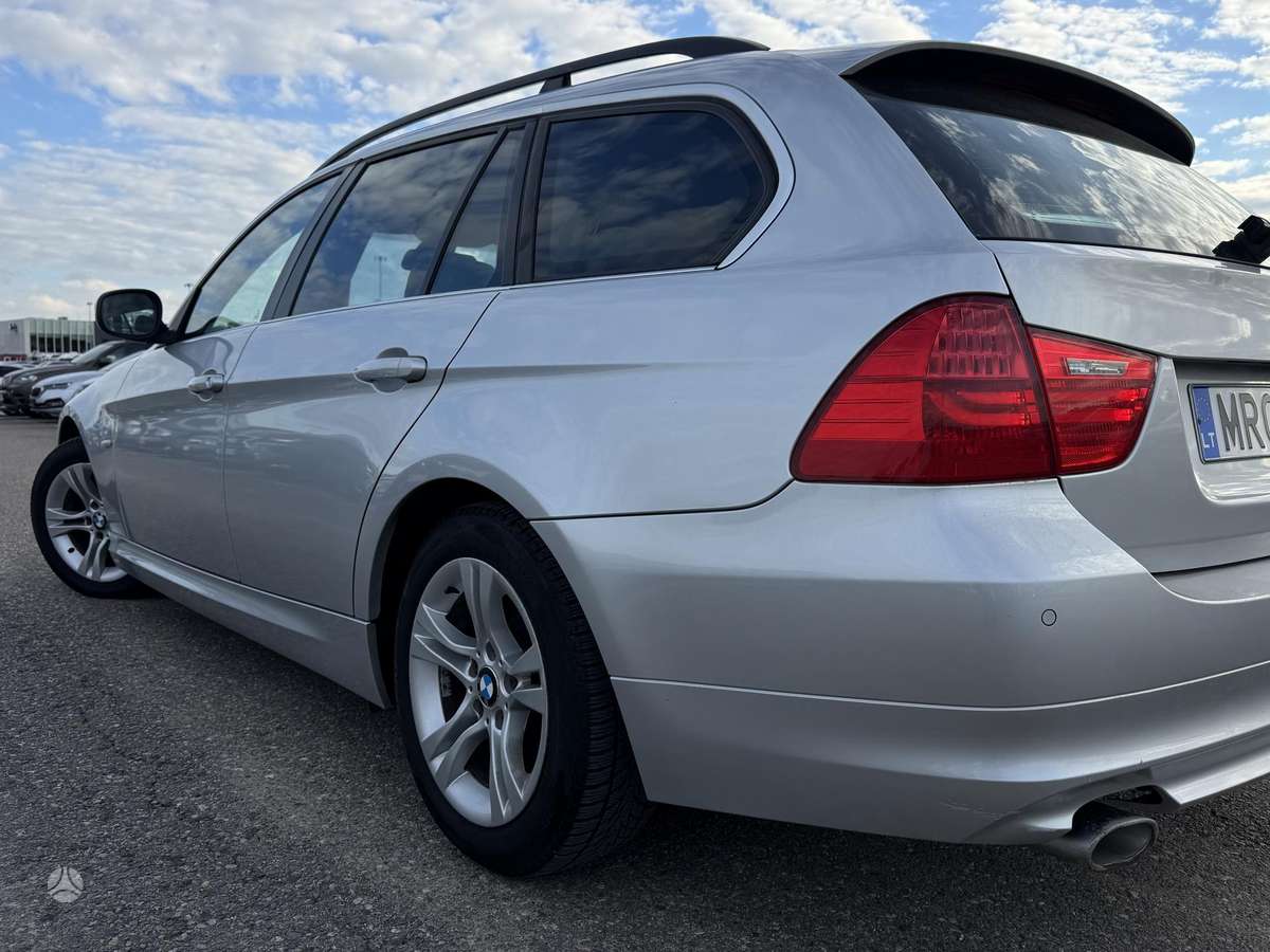 BMW 318, 2.0 l., wagon
