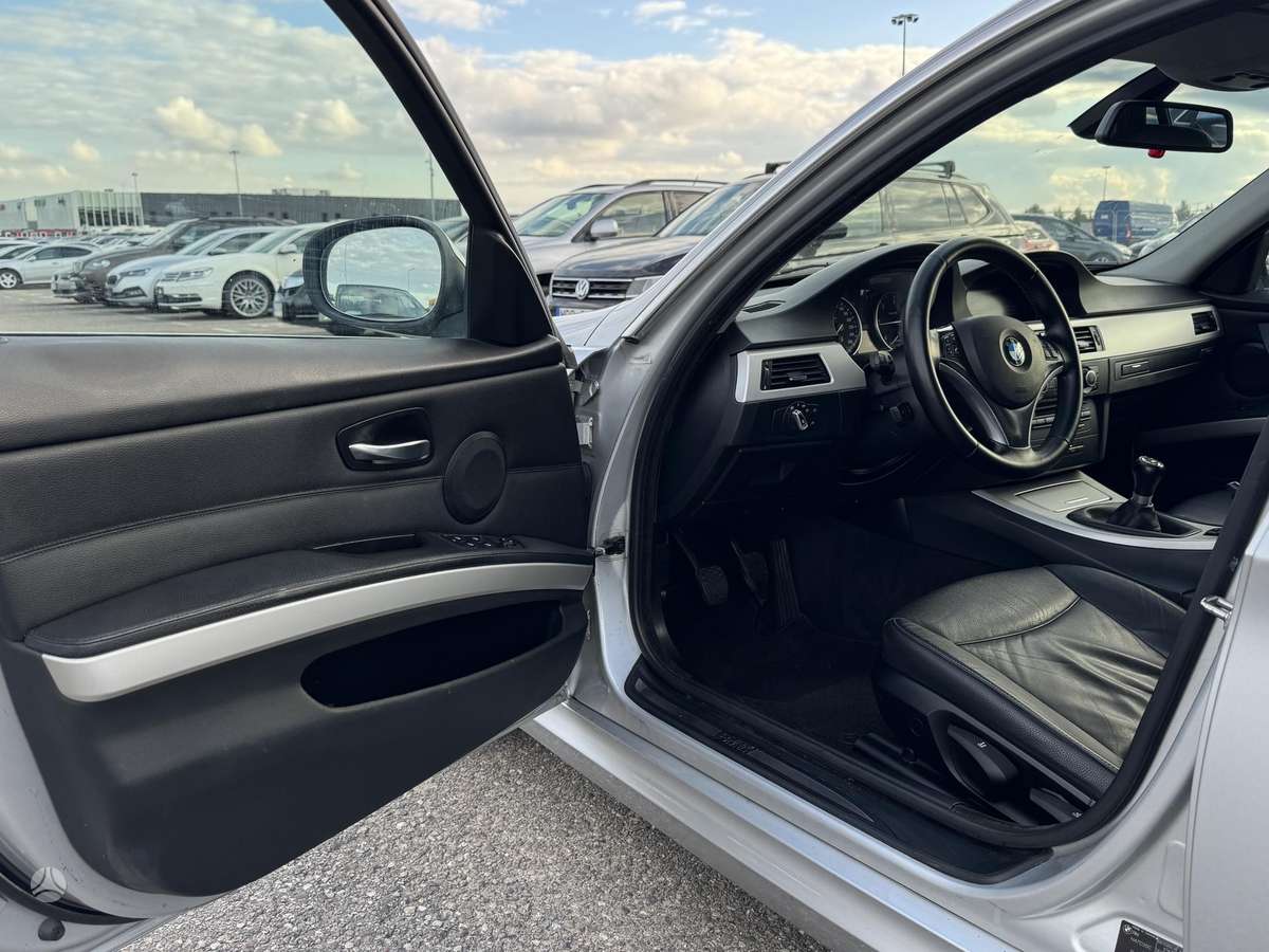 BMW 318, 2.0 l., Универсал
