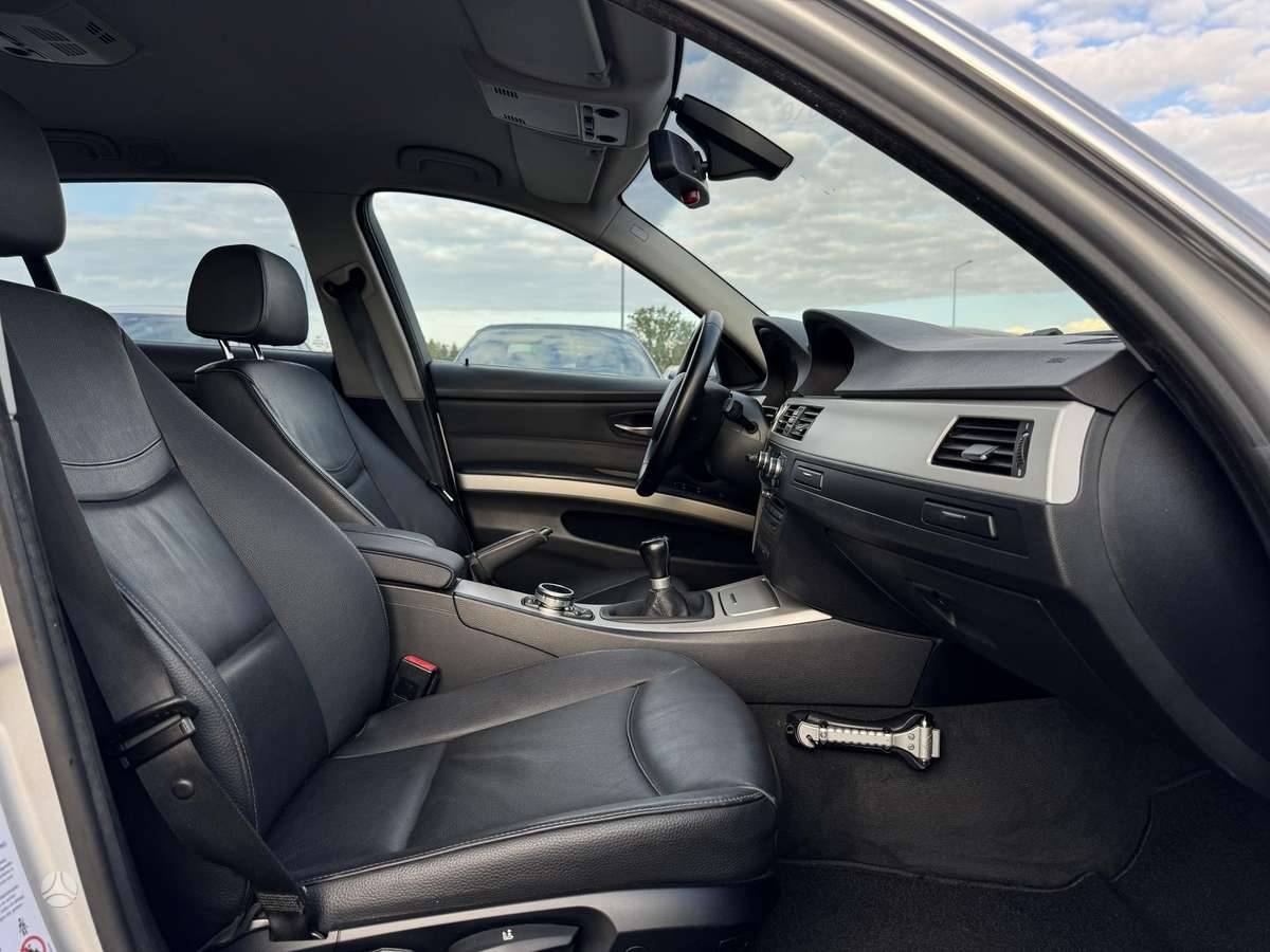 BMW 318, 2.0 l., Универсал