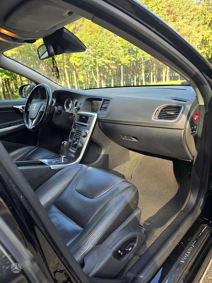 Volvo V60 - 9