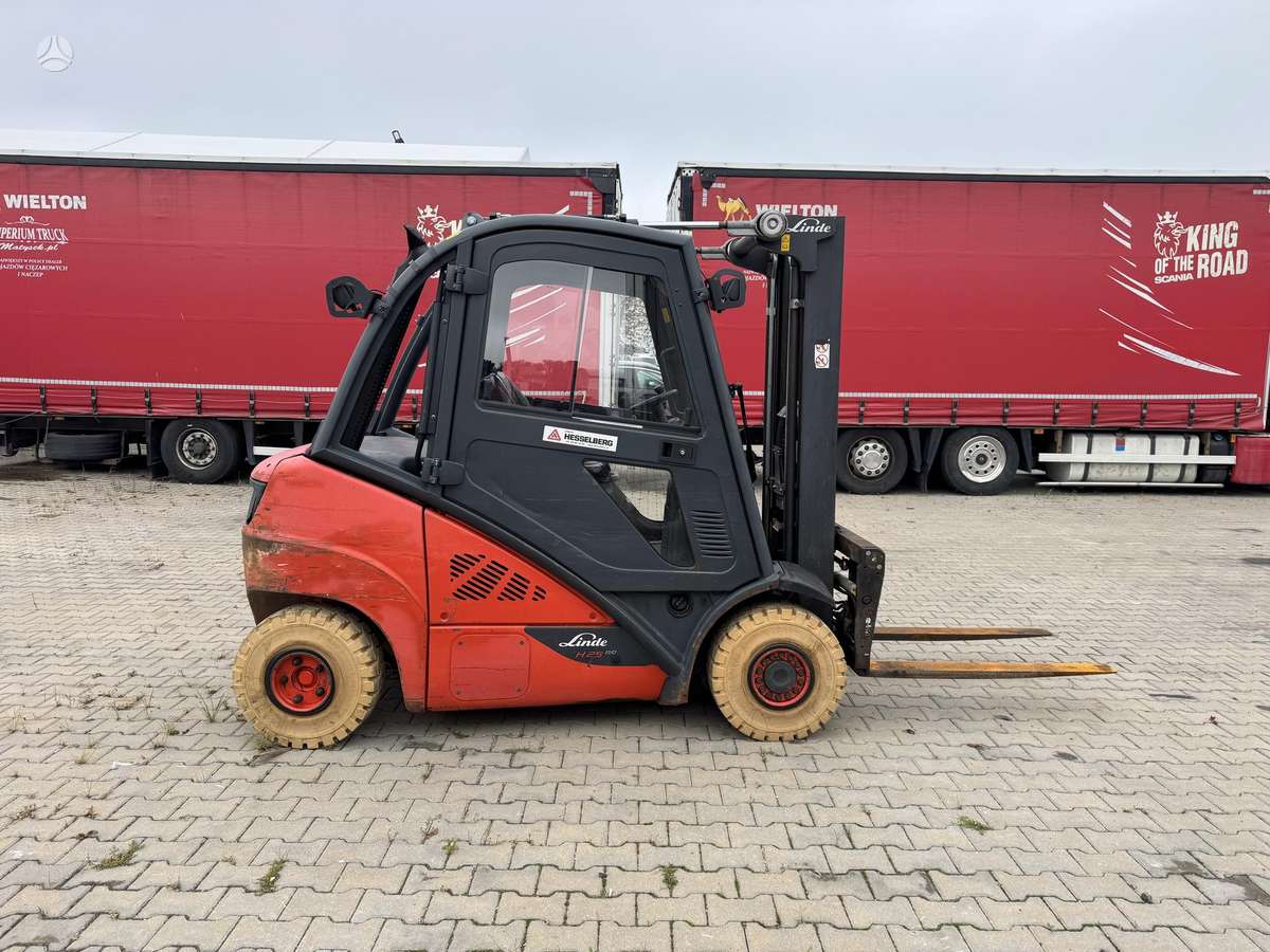 Linde H-25D, forklifts