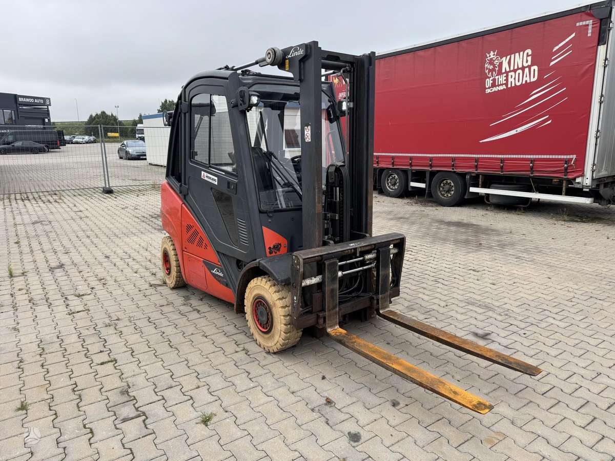 Linde H-25D, forklifts