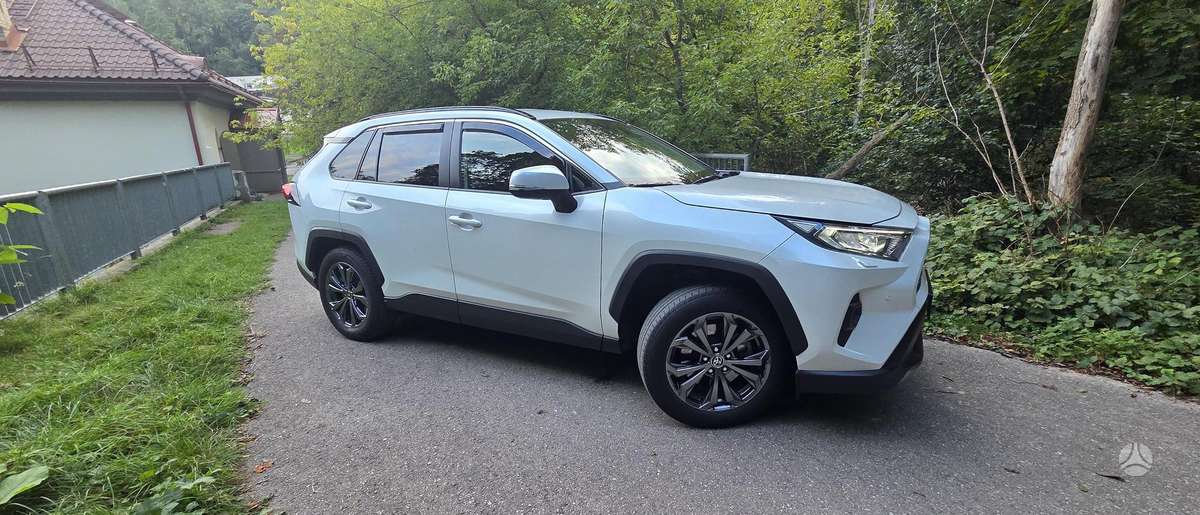 Toyota RAV4 - 2