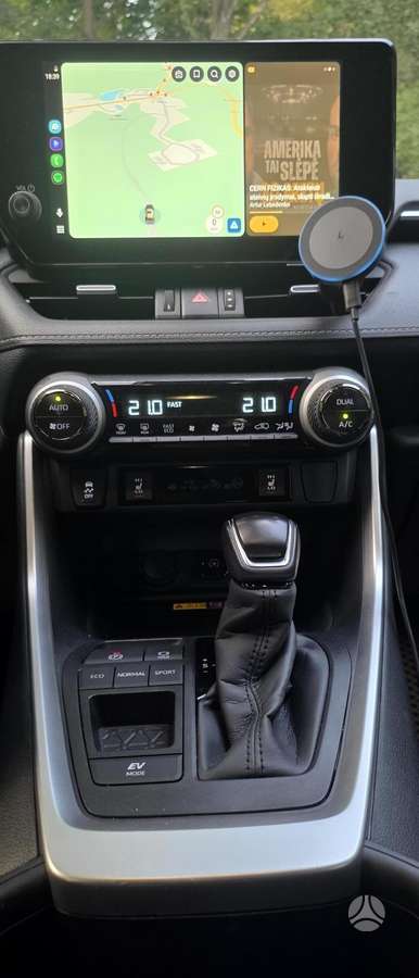 Toyota RAV4 - 7