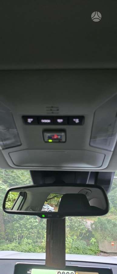 Toyota RAV4 - 8