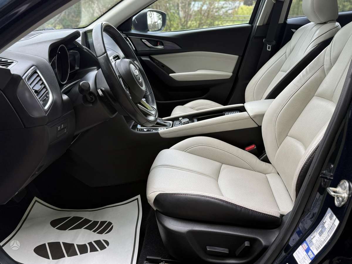 Mazda 3, 2.5 l., Хэтчбек