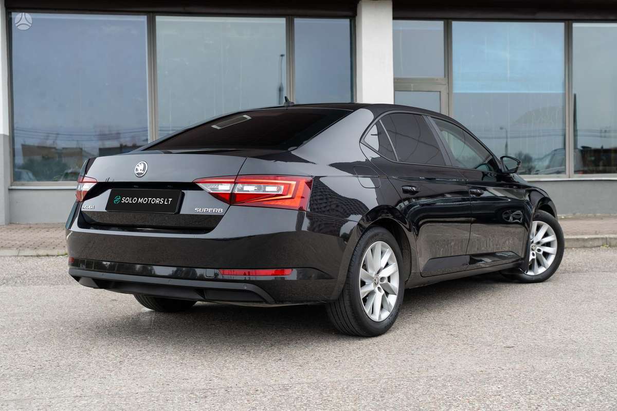 Skoda Superb, 1.8 l., Хэтчбек