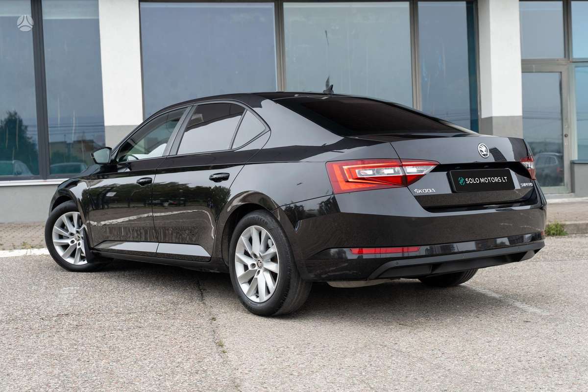 Skoda Superb, 1.8 l., Хэтчбек