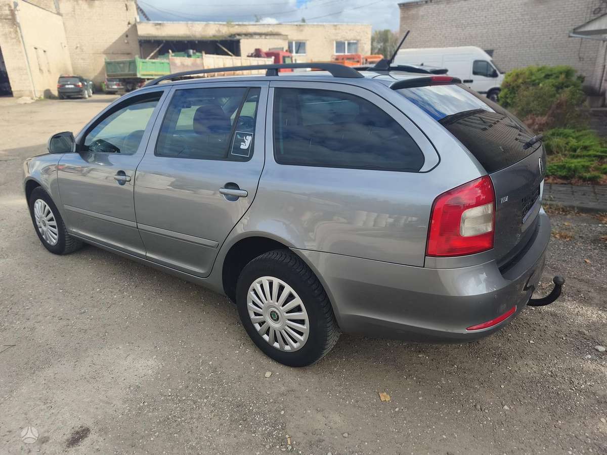 Škoda Octavia - 7