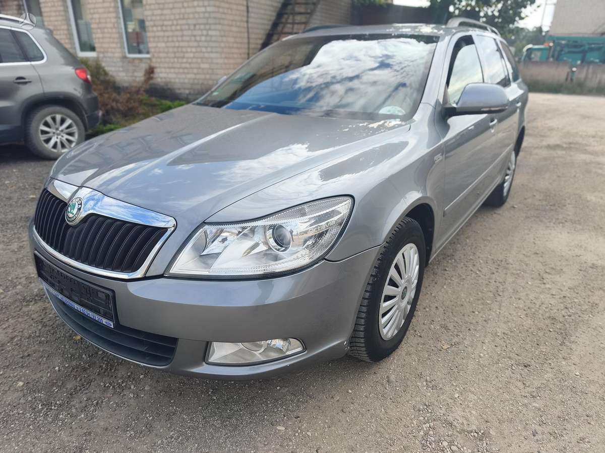 Škoda Octavia - 10