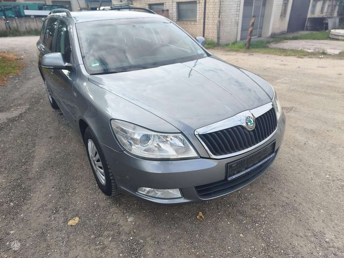 Škoda Octavia - 8
