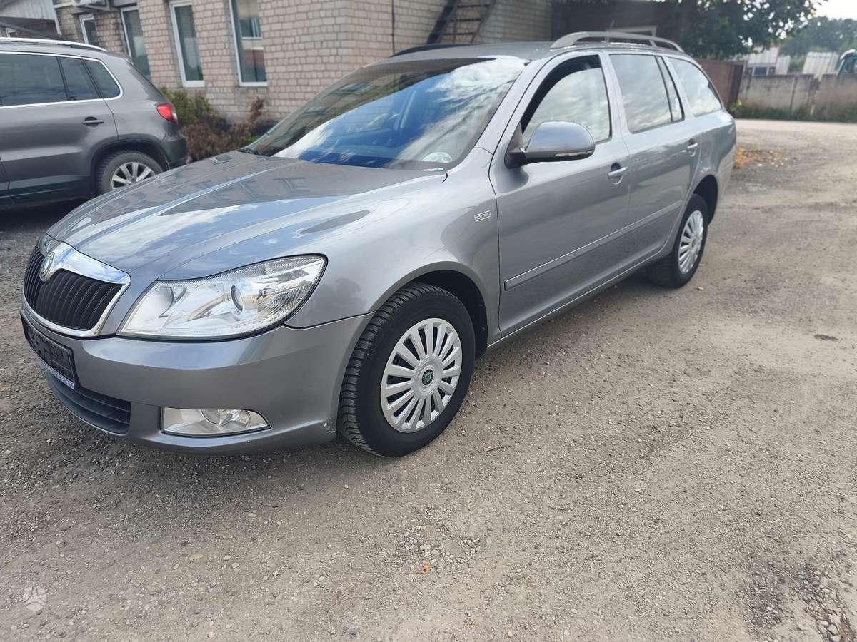 Škoda Octavia - 12