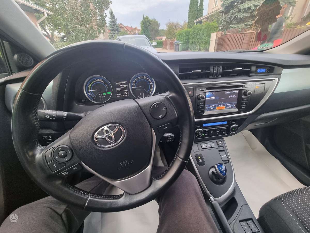 Toyota Auris - 1