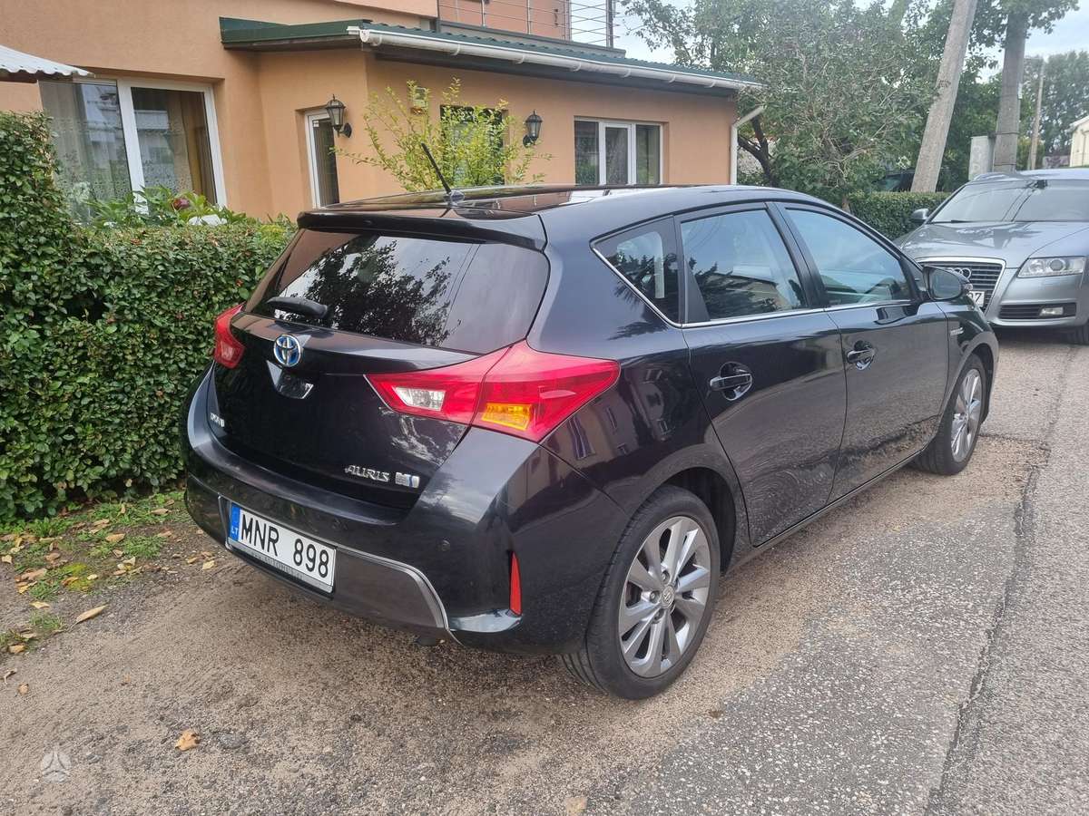 Toyota Auris - 5