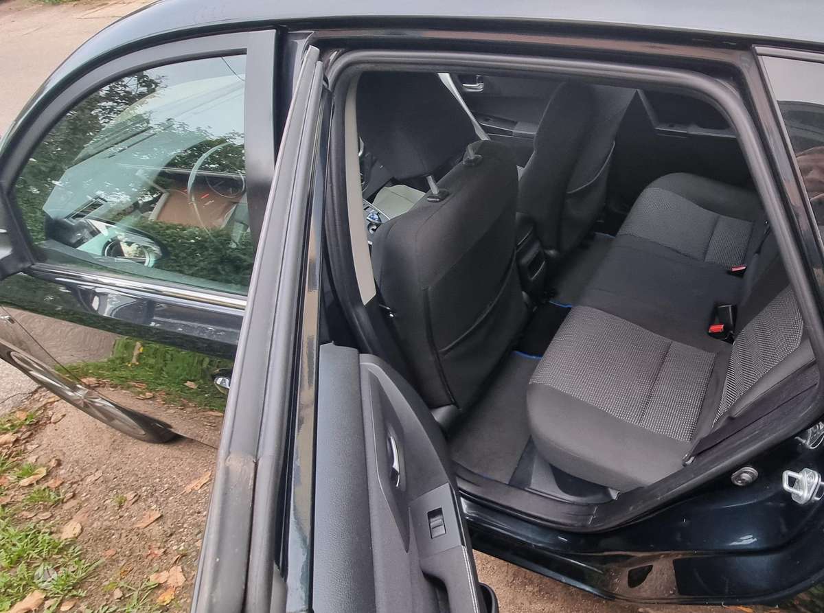 Toyota Auris - 11
