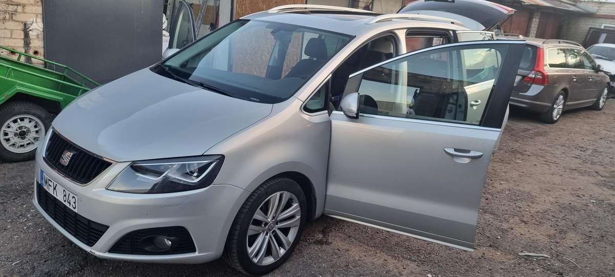 Seat Alhambra, 2.0 l., Минивэн