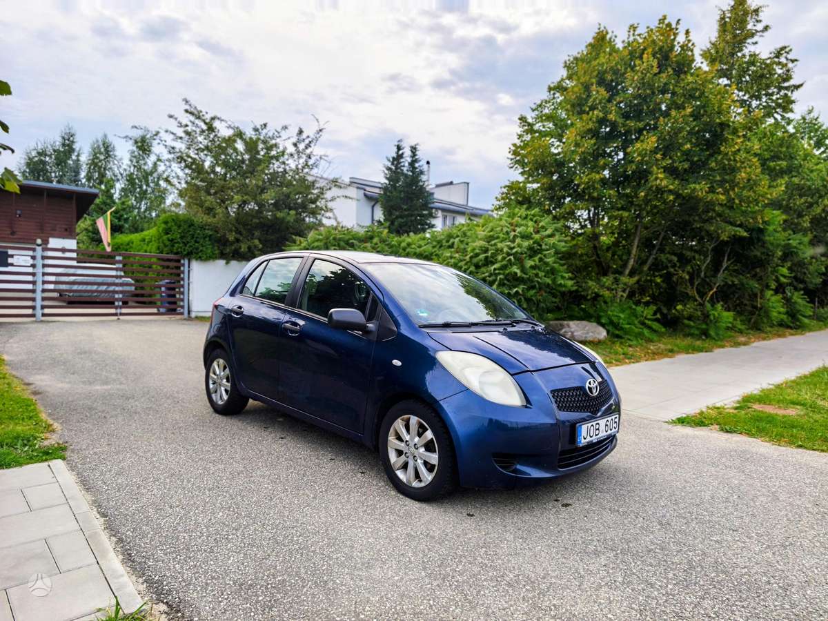 Toyota Yaris - 6