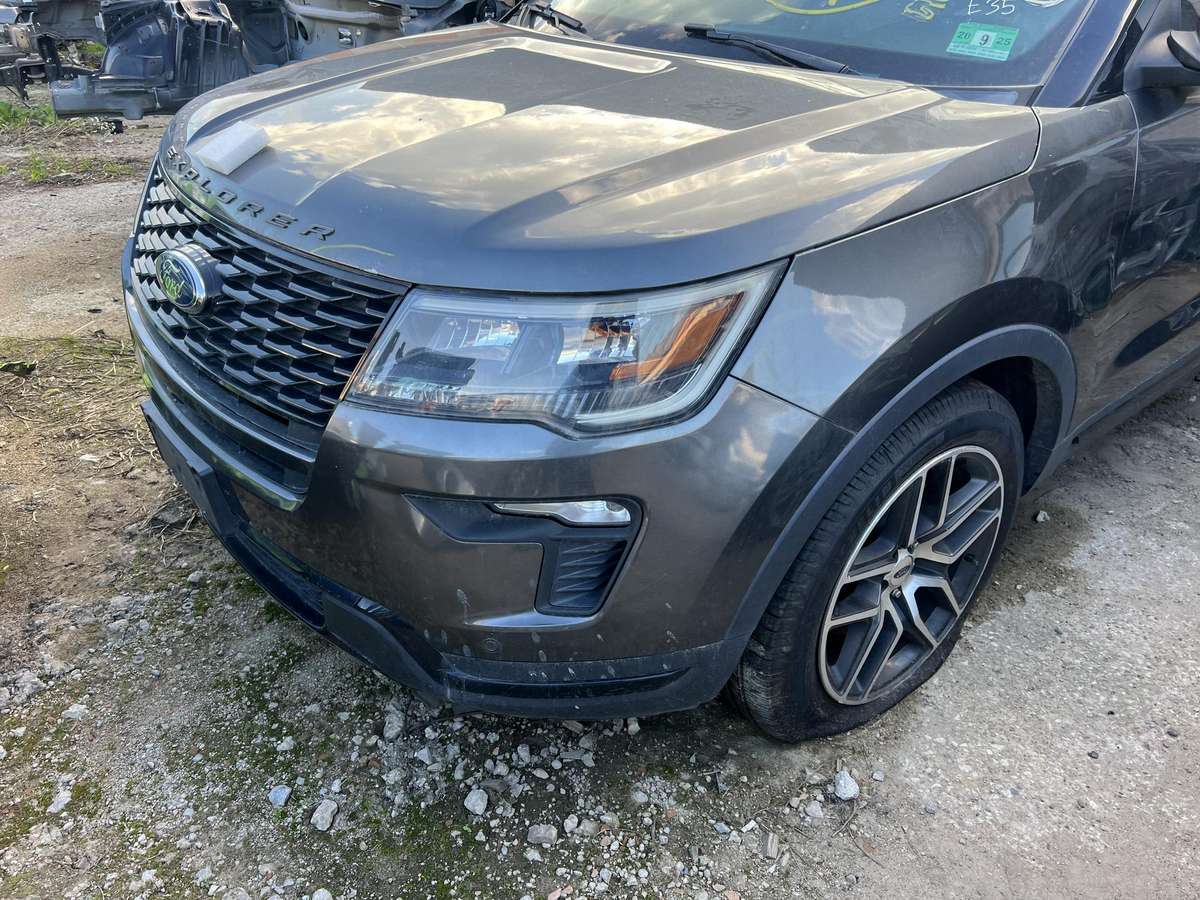 Ford Explorer, Ford explorer v facelift dalys, kėbulo dalys