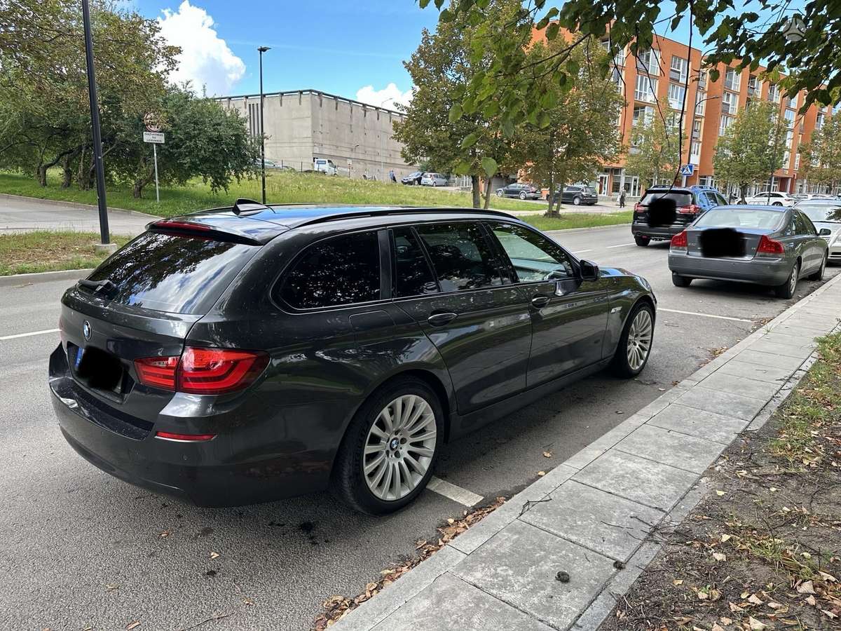 BMW 520, 2.0 l., Универсал