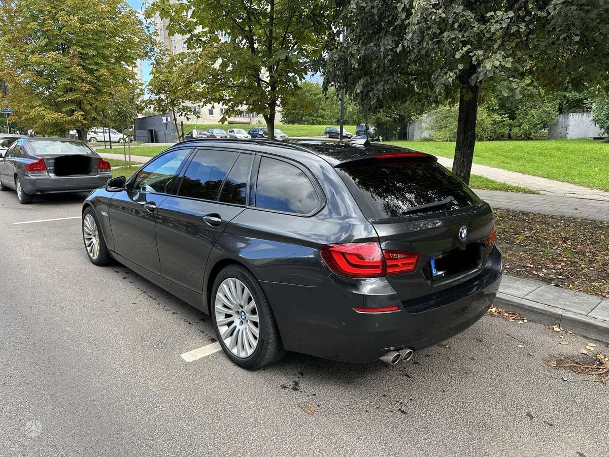 BMW 520, 2.0 l., wagon