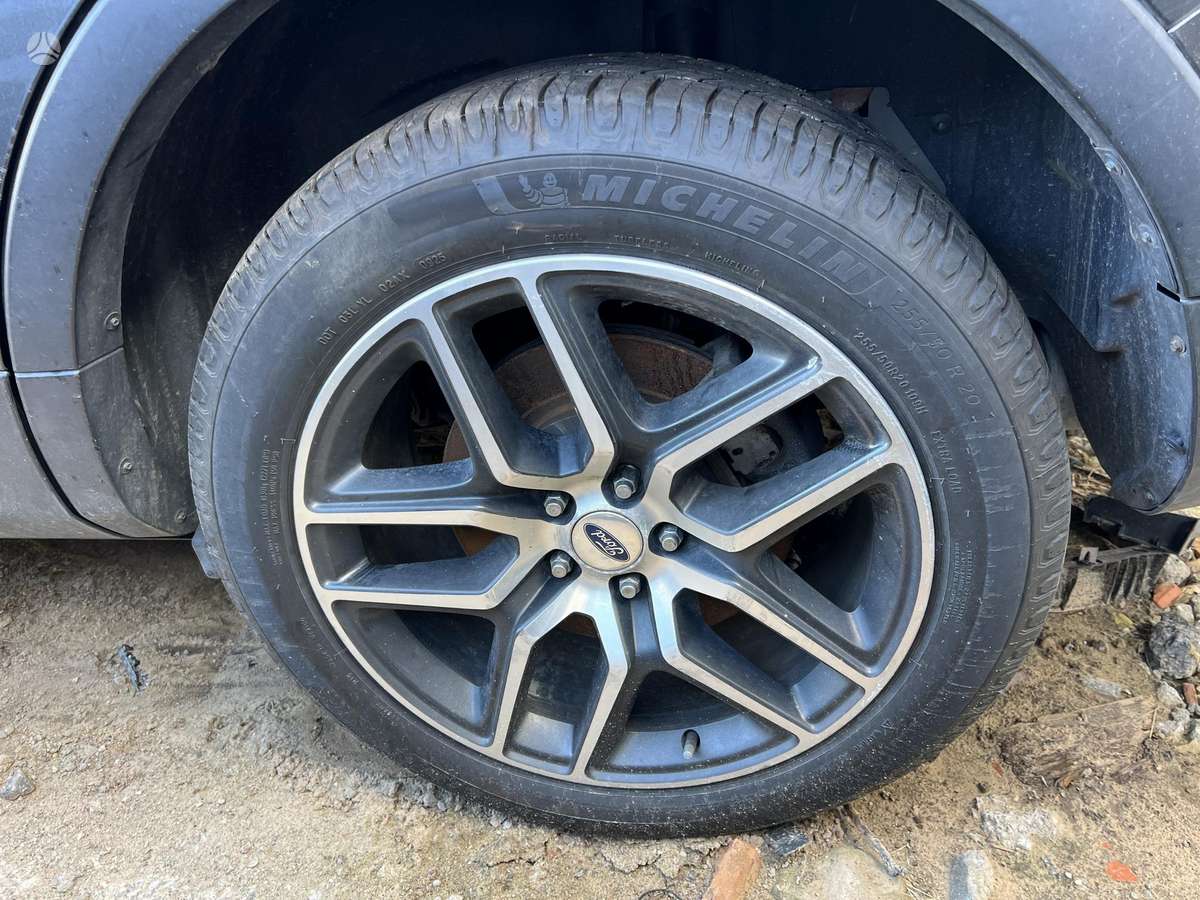 Ford Explorer, Ford explorer v facelift dalys, kėbulo dalys