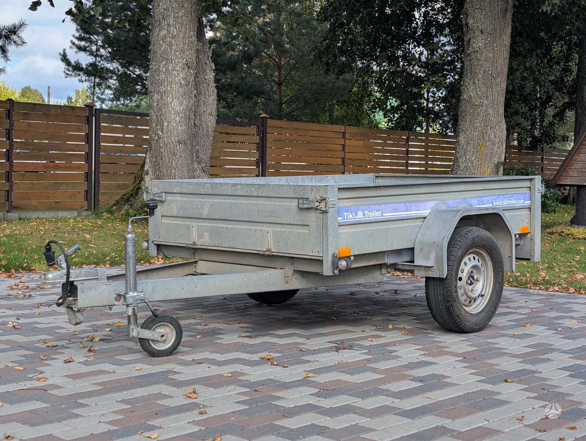 Tiki Treiler C-200, passenger car trailers