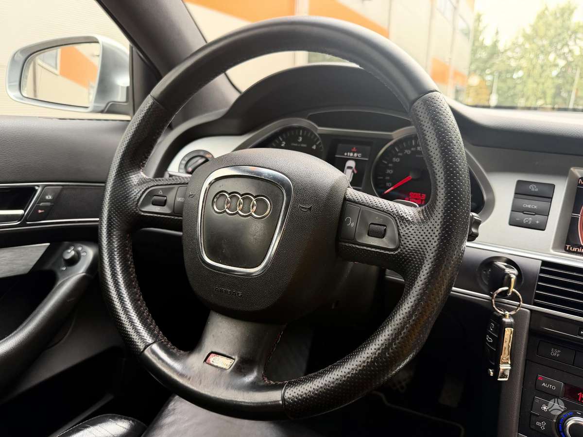 Audi A6, 3.0 l., wagon