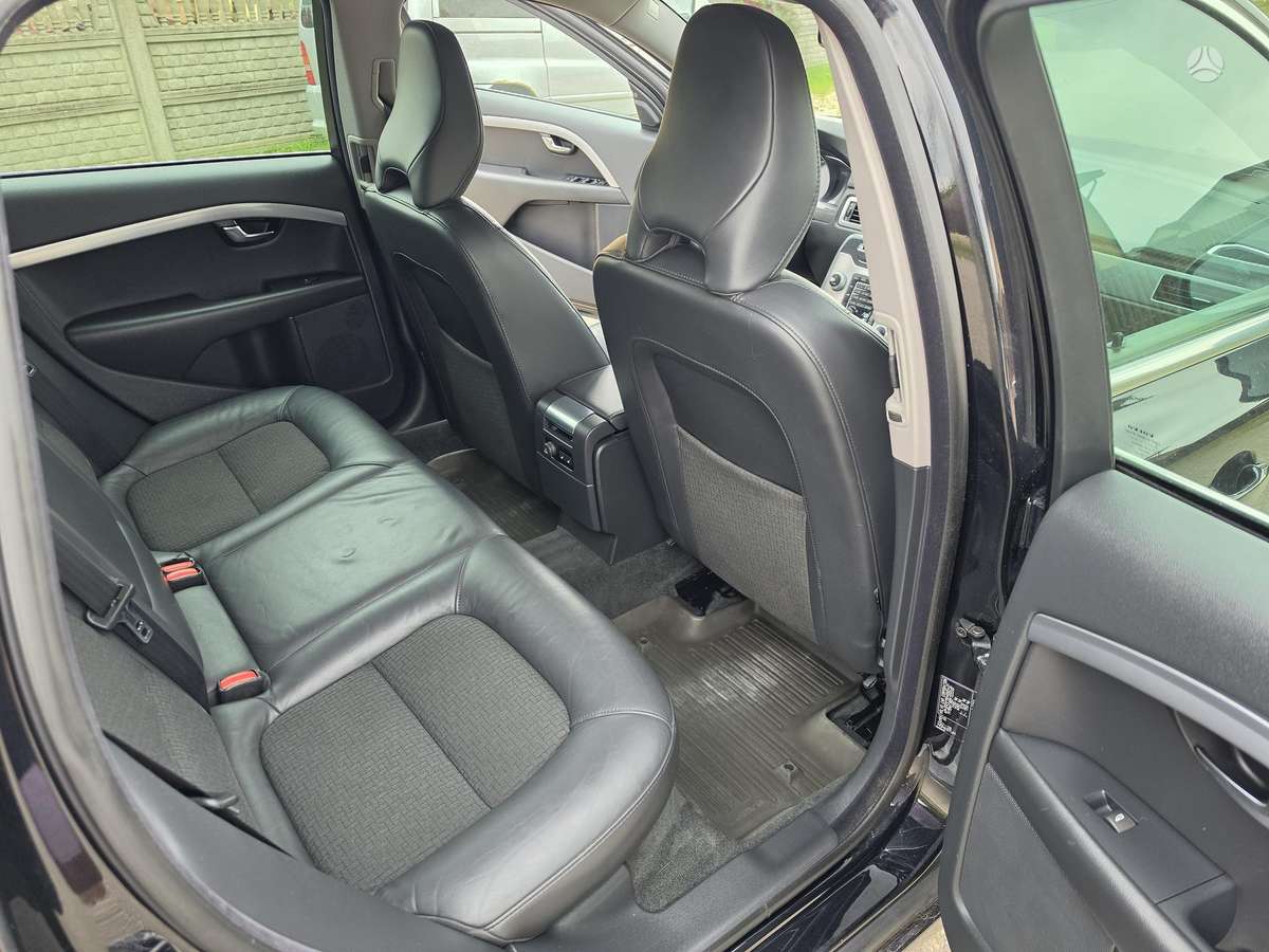 Volvo V70 - 3
