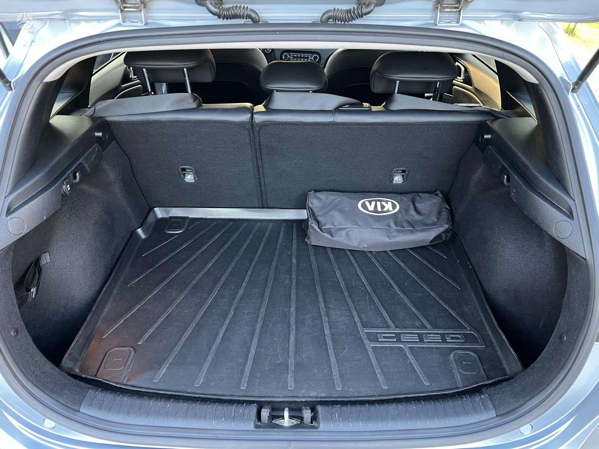 Kia Ceed, 1.4 l., hatchback