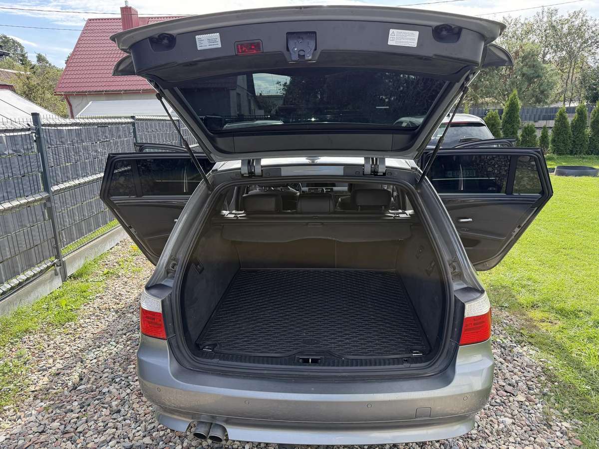 BMW 525, 3.0 l., wagon